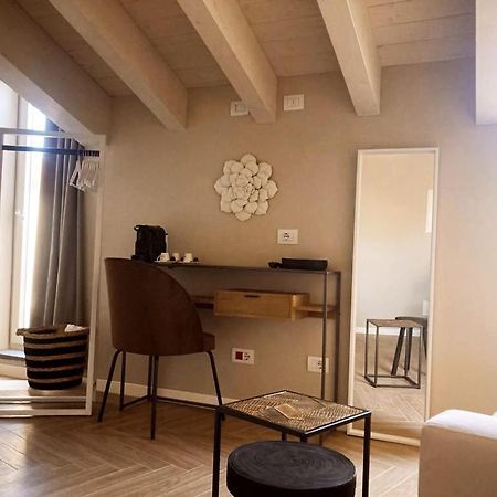 Gatto Bianco Rooms 42 Bergamo Exteriör bild