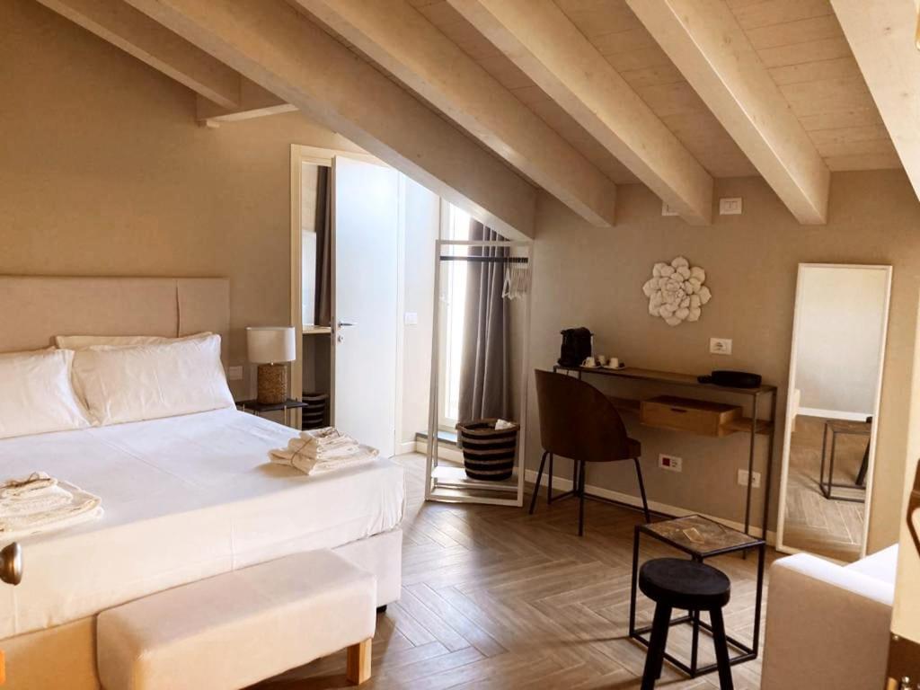 Gatto Bianco Rooms 42 Bergamo Exteriör bild